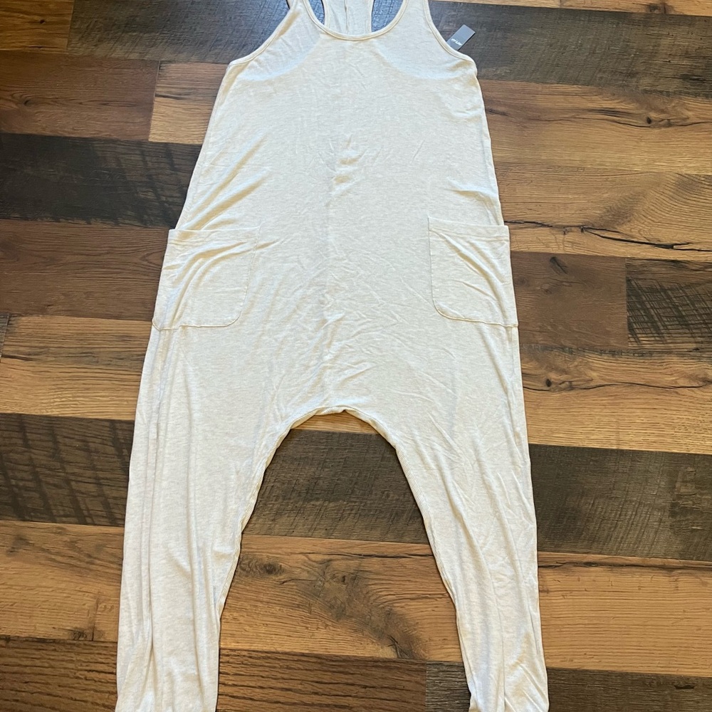 Aerie Cream Sleeveless Jumpsuit with Minimalist Design